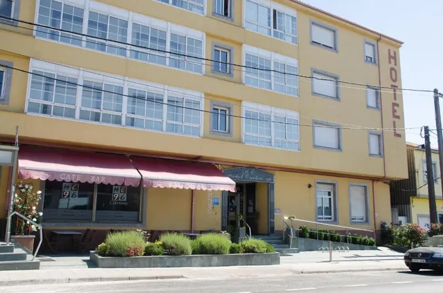 Hotel Restaurante Carlos 96