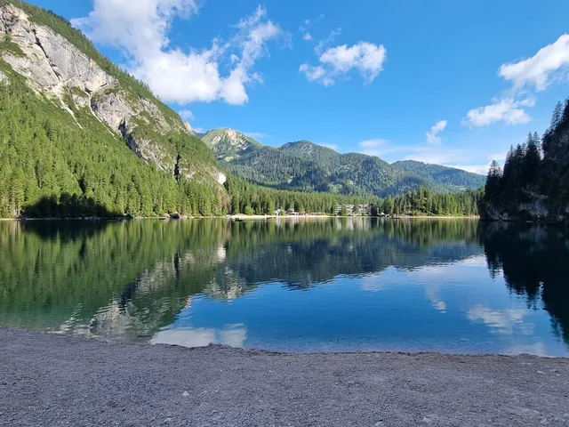 Inizio sentiero per Malga Foresta