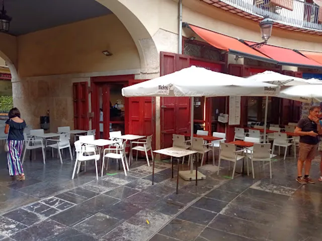 El León Bar & Bistro