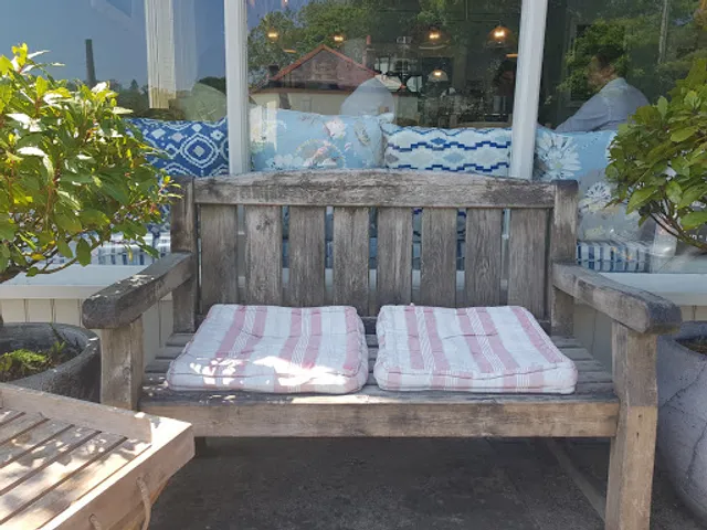 Charlies Coffee House