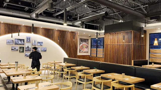 Mogouyan Hand Pulled Noodle (Pacific Place Mall) 磨沟沿老字号兰州牛肉面