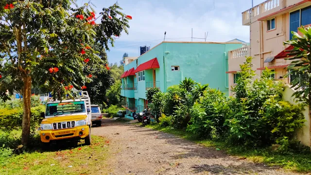 Little Stay Paradise Resort