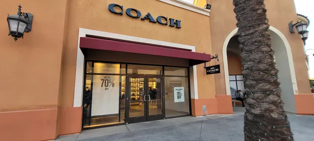 COACH Outlet