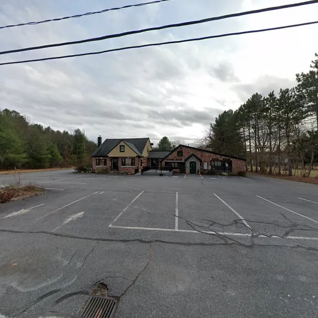 Oak & Orchard Tap & Table