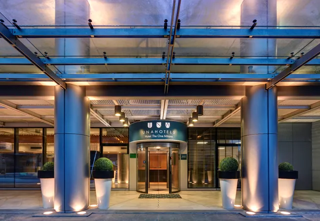 UNA Hotels The One Milano Hotel & Residence