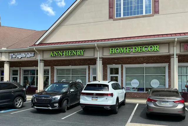 Ann Henry Home Decor