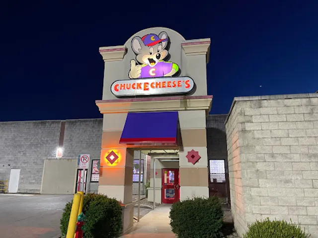 Chuck E. Cheese