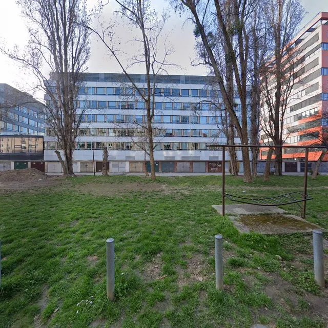 City Business Center IV.