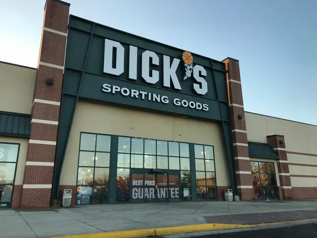 DICK'S Sporting Goods