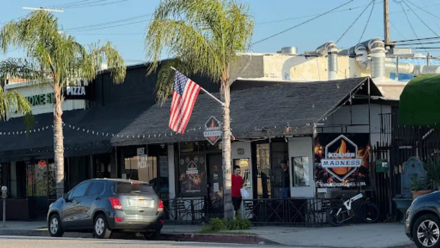 Bowls N' Bunz (NOT KOSHER)