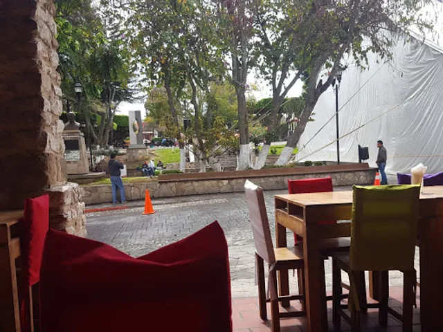 Tenok-Te Bistro CAFE