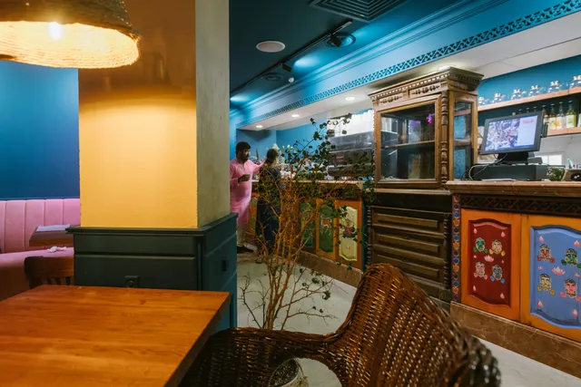 Tkhali I Karri - Indiyskiy Restoran