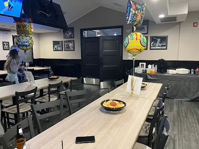 Sliders Grill & Bar - Southington, CT