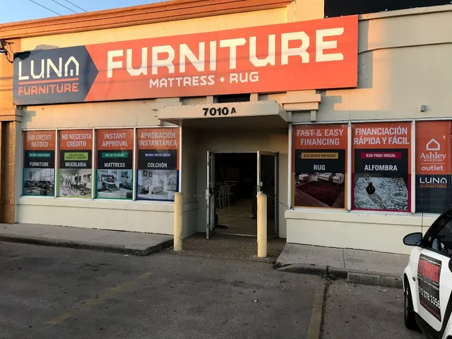 Luna Furniture