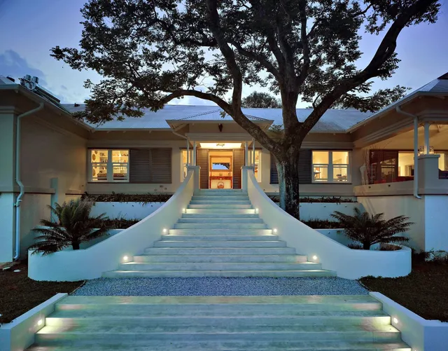 umSisi House, 5 Star Country House and Villa