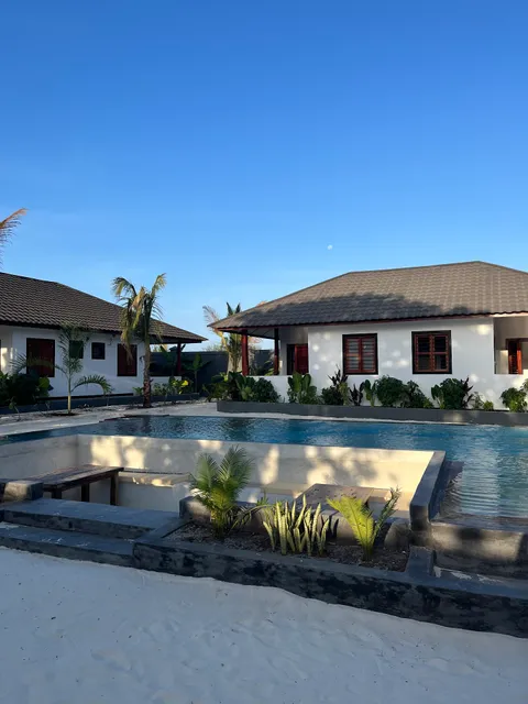 BAOBAB BUNGALOWS by ZenZero