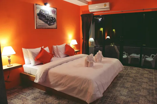 At Home Khaolak Hotel