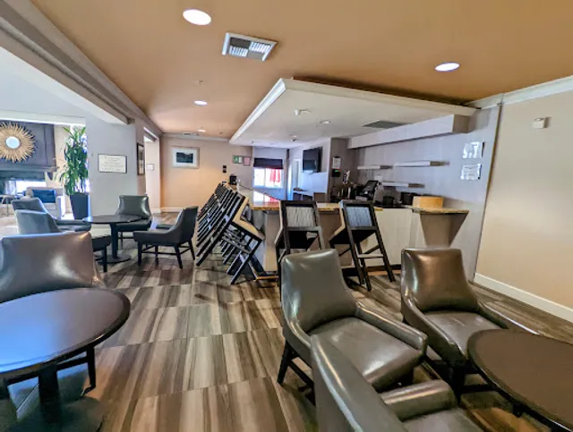 The Blossom Bar and Grill