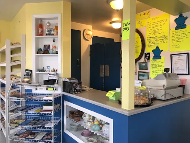 Cozy Tea Room & Bakery