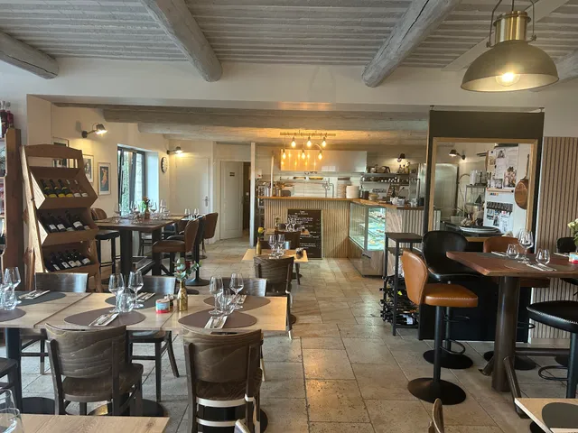 Restaurant Au Bon Endroit L'isle sur la Sorgue