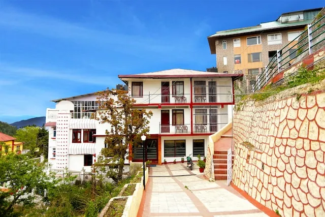 Super Collection O Hotel Pioneer