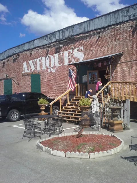 Payne Mill Village Antique Mall