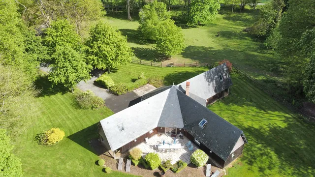 GITE LE PRE AUX ANES