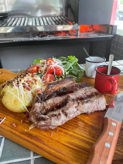 El Chimichurri Parrilla
