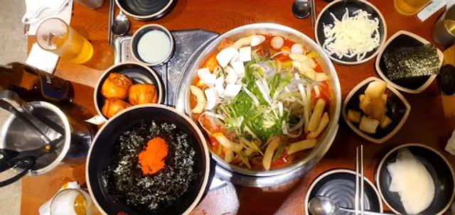 짚신매운갈비찜 군자역점