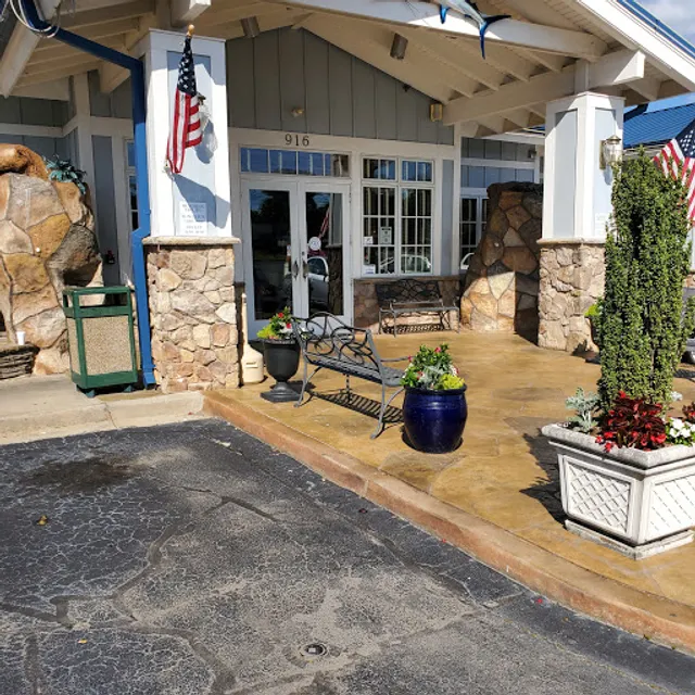 Silver Bay Seafood Simpsonville