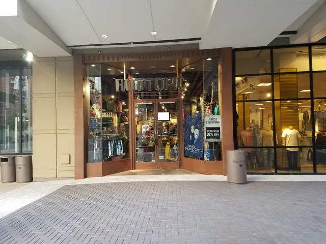 Hot Topic
