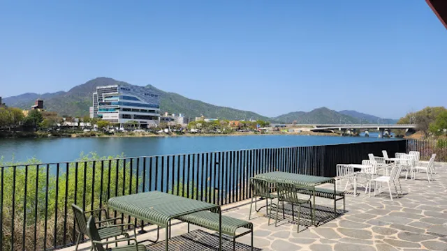 할리스 양평북한강DI점