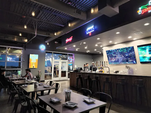 bb.q Chicken Village on the Park (Aurora)