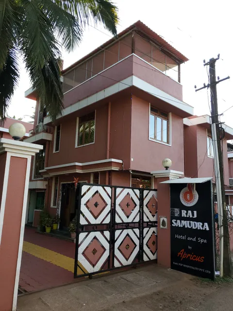 Raj Samudra Hotel and Spa by Apricus