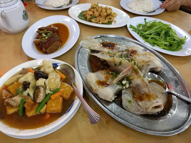 F4 Fish Head Restaurant