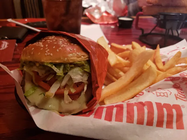 Red Robin Gourmet Burgers and Brews