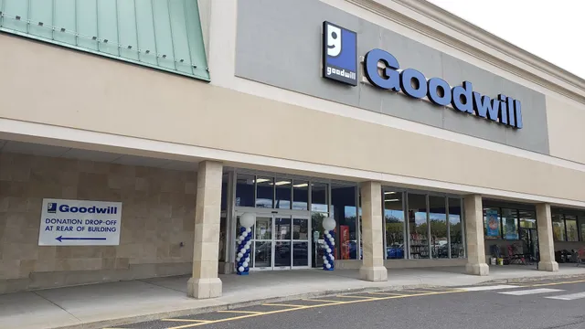 Goodwill Danbury Store and Donation Station