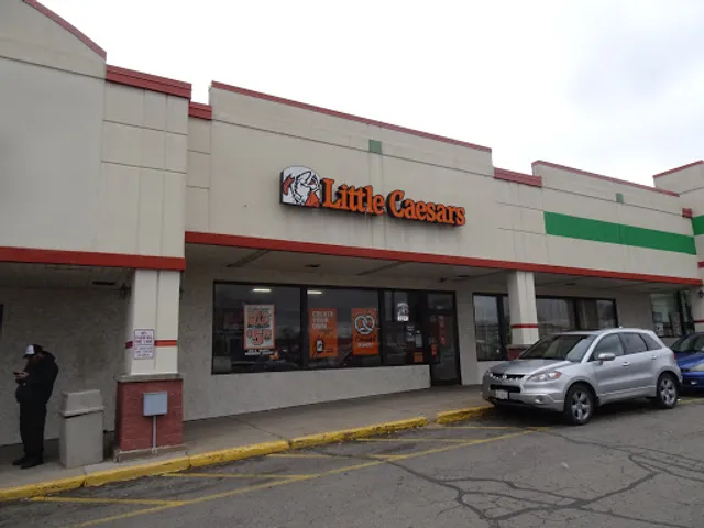 Little Caesars Pizza