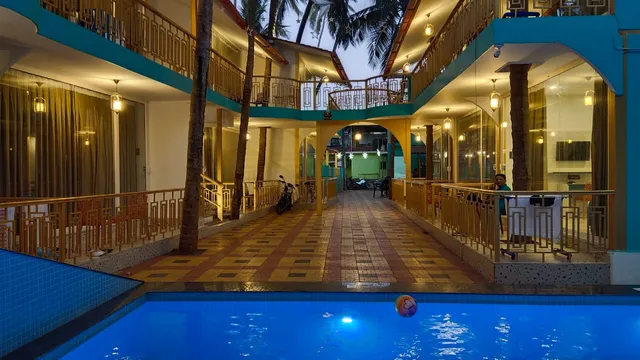 36 Yard Beach Cottages