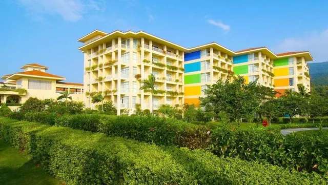 Sanya Resort Golden Palm