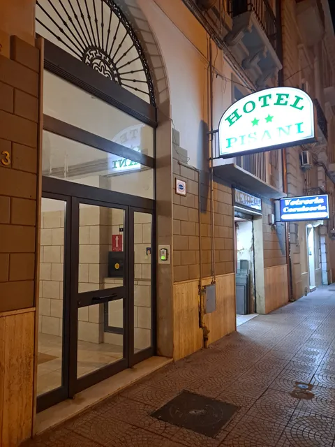 Hotel Pisani