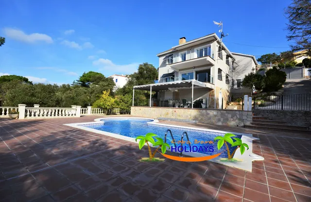 Villa Mimosa - Lloret de mar - Holiday - Rental - With Video on Website