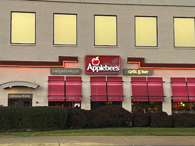 Applebee's Grill + Bar