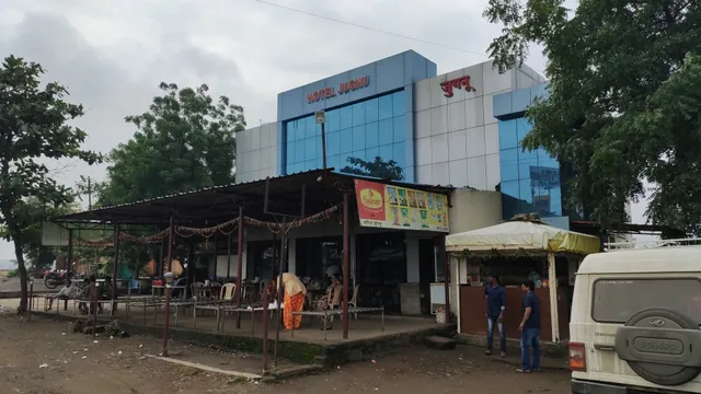 Super OYO Hotel Jugnu