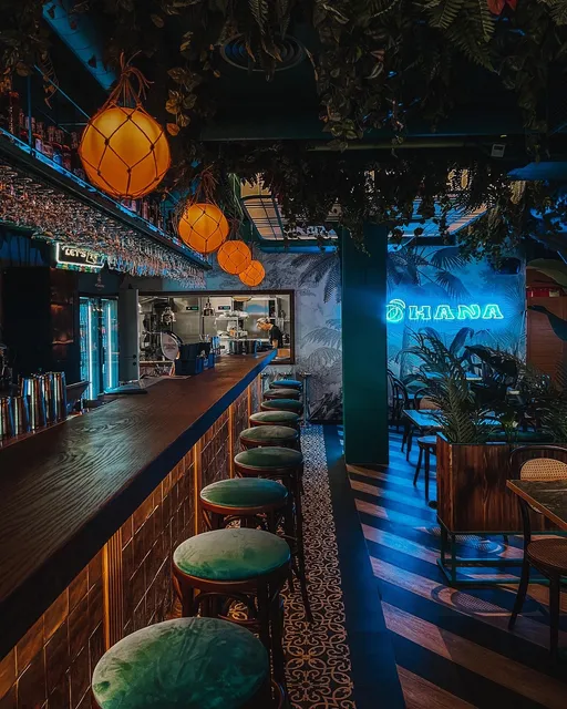 KōHANA Rum & Kitchen