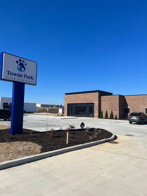 Towne Park Animal Care Center