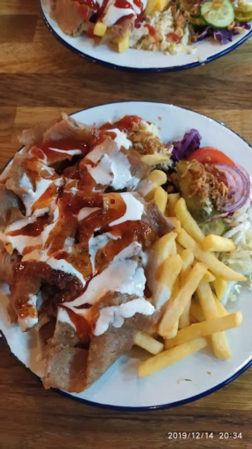 SAUCE kebab & pizza