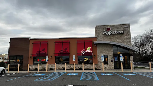 Applebee's Grill + Bar