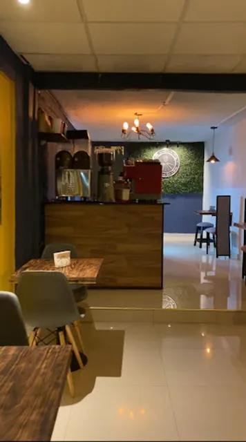 Cielo y Tierra Cafeteria