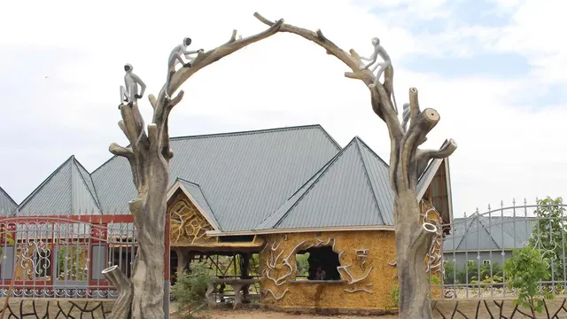 Ngedere Lodge & Camp